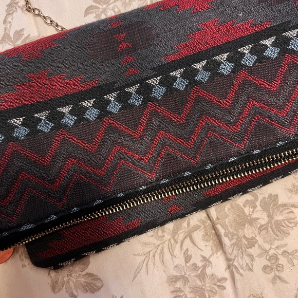 Aztec Fold Over Clutch - Picture 3 of 6